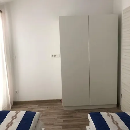Ideal 2 Apartment Tribunj (Sibenik-Knin)